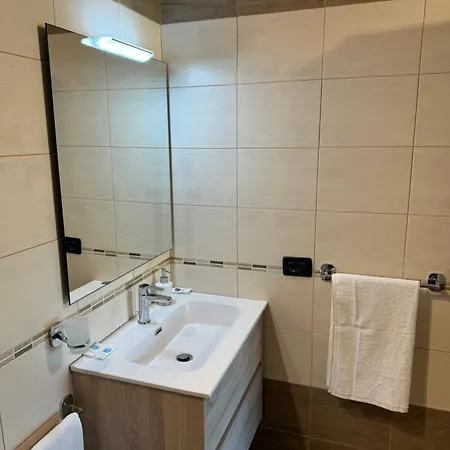 Domus Magna Grecia *